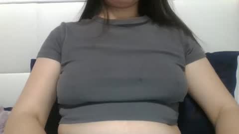 Snapshot of vanesajewel chatting on 11/05/25, 09:48 VanesaJewel online show from 11/05/25, 09:48