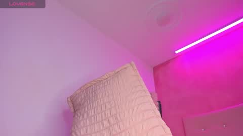 Snapshot of vaness_dior chatting on 12/08/24, 10:47 vaness_dior online show from 12/08/24, 10:47