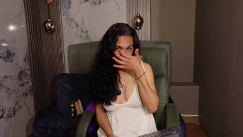 Vanessa online show from 12/05/25, 08:38