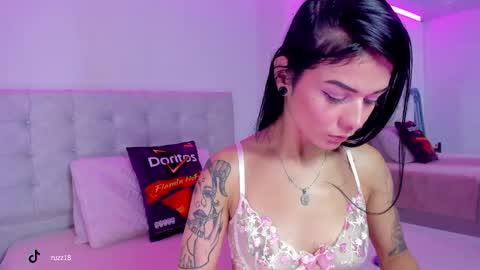 Vane  online show from 04/15/26, 11:27