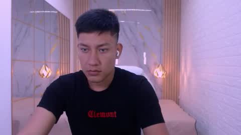 vanessa online show from 03/21/26, 01:05