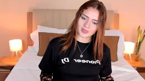 vanessa_foxyy online show from 05/20/26, 07:09
