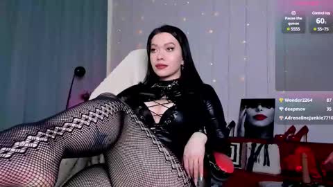 Snapshot of vanessa_ives chatting on 02/24/25, 12:16 Vanessa online show from 02/24/25, 12:16