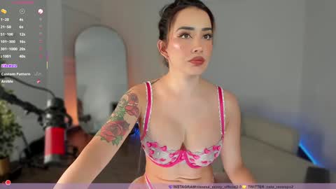 vanessa sexxy online show from 01/16/25, 01:37