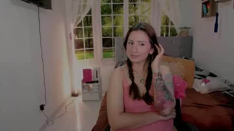 Vanessa online show from 05/09/26, 06:02
