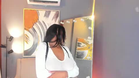 vanessa_wild1 online show from 06/13/26, 06:28