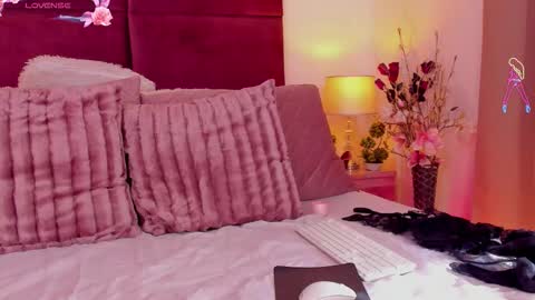 Vanessa Diamond online show from 03/21/26, 08:19