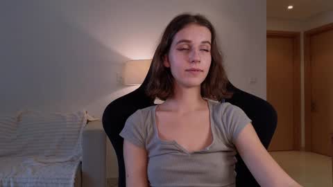 vanessa online show from 12/22/24, 08:05