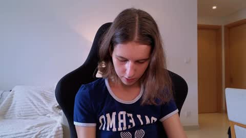 vanessa online show from 12/29/24, 01:45