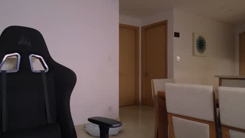 vanessa online show from 01/01/25, 10:32