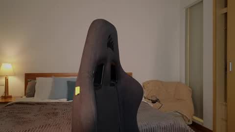 vanessa online show from 03/05/25, 11:05