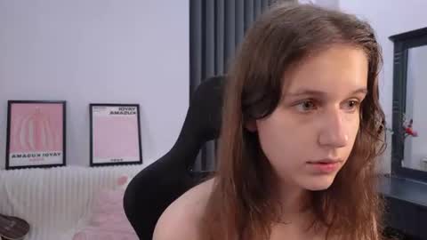vanessa online show from 07/05/26, 10:39