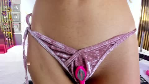 Vanessa online show from 04/11/26, 08:24