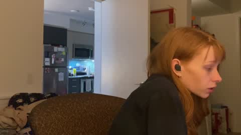 Snapshot of vanessapark chatting on 12/18/24, 02:28 Vanessa online show from 12/18/24, 02:28