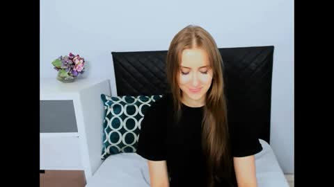 VanessaTrue online show from 04/05/26, 07:22