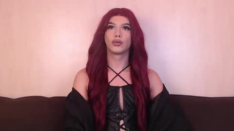 Snapshot of vanessaviperr chatting on 10/18/25, 08:42 Vanessa online show from 10/18/25, 08:42