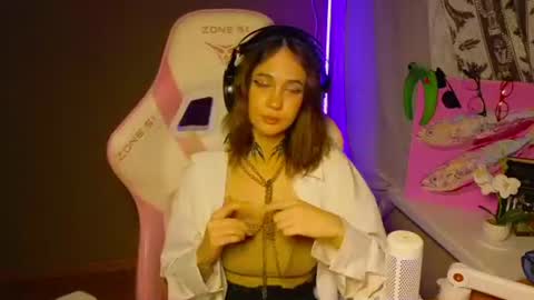 Aria online show from 07/10/26, 05:48