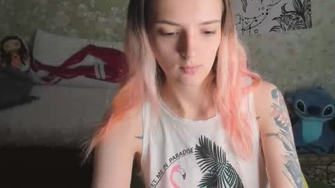 Snapshot of vanilla_arya chatting on 10/11/25, 11:09 Adelina online show from 10/11/25, 11:09