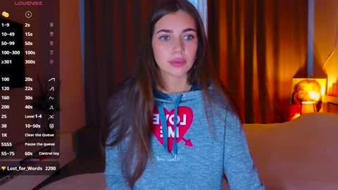 Snapshot of vanilla_tori chatting on 01/30/25, 03:11 Elika online show from 01/30/25, 03:11