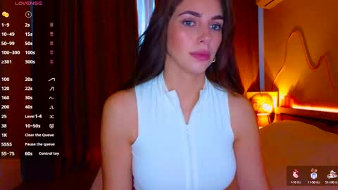 Snapshot of vanilla_tori chatting on 01/31/25, 03:09 Elika online show from 01/31/25, 03:09