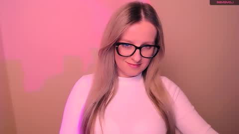 Mia online show from 02/27/26, 05:57