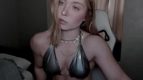 Vanilla online show from 09/15/25, 11:10