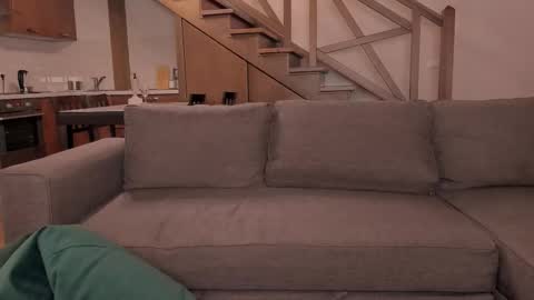 Vanilla online show from 11/08/25, 01:22