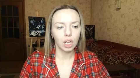 Snapshot of vanillamuffin chatting on 02/24/25, 07:22 VanillaMuffin online show from 02/24/25, 07:22