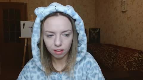 Snapshot of vanillamuffin chatting on 10/05/25, 06:01 VanillaMuffin online show from 10/05/25, 06:01