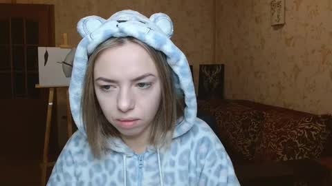 Snapshot of vanillamuffin chatting on 10/24/25, 06:10 VanillaMuffin online show from 10/24/25, 06:10