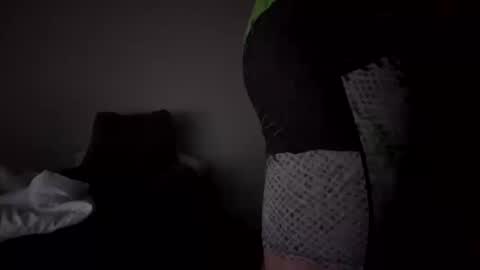 vanillapretzel online show from 10/17/25, 08:39