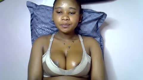 vanillavenus online show from 11/13/25, 04:11