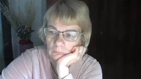 Vanillaxcreamy online show from 12/28/24, 10:58