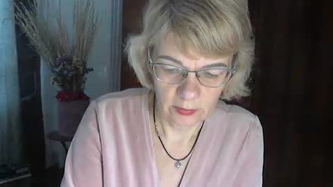 Vanillaxcreamy online show from 01/24/25, 09:39