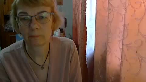 Vanillaxcreamy online show from 02/14/25, 09:56