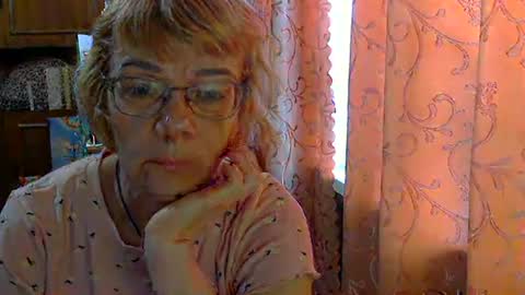 Vanillaxcreamy online show from 03/02/25, 09:10