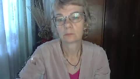 Vanillaxcreamy online show from 11/01/25, 08:49