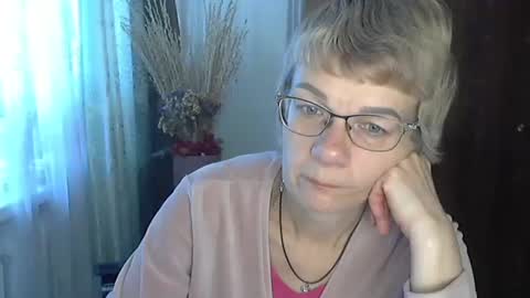 Vanillaxcreamy online show from 11/02/25, 09:22
