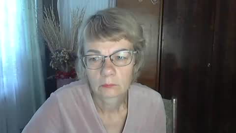 Vanillaxcreamy online show from 11/07/25, 09:42