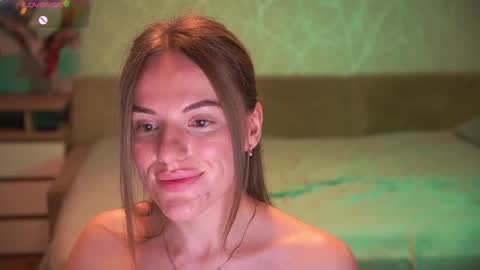 Sophie online show from 11/06/25, 08:54