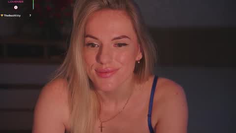 Sophie online show from 01/16/26, 03:21