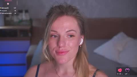 Sophie online show from 06/22/26, 03:25