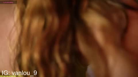 Vanilu online show from 11/08/25, 01:39