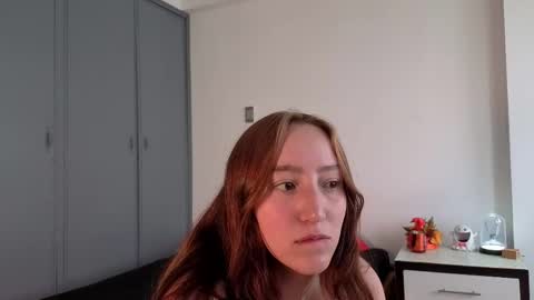 Snapshot of vanlet chatting on 10/22/25, 12:16 Elizabeth online show from 10/22/25, 12:16