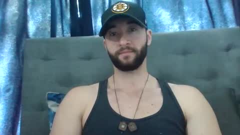 Van online show from 01/17/25, 04:26