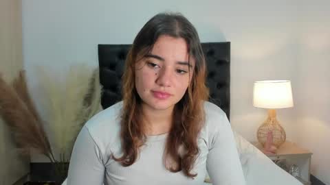 Vannesa online show from 04/18/26, 11:05