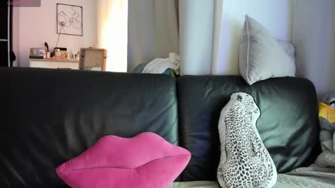 Vannessa online show from 04/14/26, 04:46