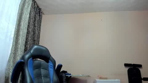 vano_822 online show from 04/25/26, 05:10