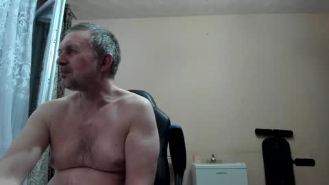 vano_822 online show from 05/15/26, 08:05