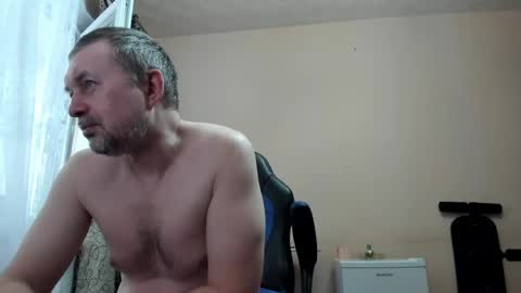 vano_822 online show from 05/17/26, 05:49